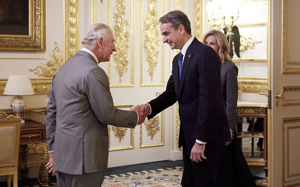 Κυριάκος Μητσοτάκης: Με τον βασιλιά Κάρολο συναντήθηκε ο πρωθυπουργός-2