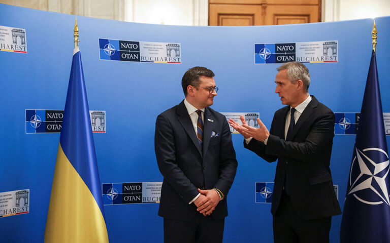Ουκρανία: Το ΝΑΤΟ δεσμεύεται για περισσότερη στήριξη στο Κίεβο