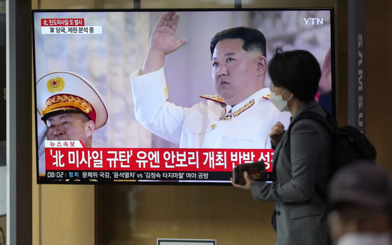 Β. Κορέα: Ο Κιμ υπόσχεται την «ισχυρότερη πυρηνική δύναμη»