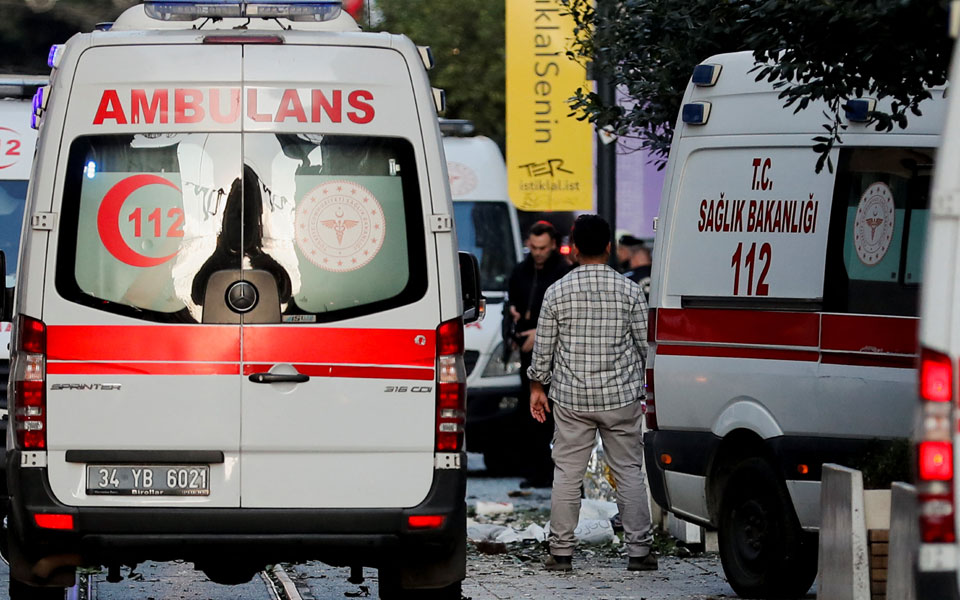 Ισχυρή έκρηξη στο κέντρο της Κωνσταντινούπολης-2