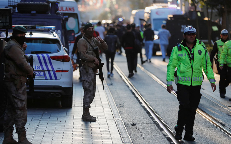 Κωνσταντινούπολη: Έκρηξη με οσμή τρομοκρατίας – Στο μικροσκόπιο γυναίκα βομβιστής-3