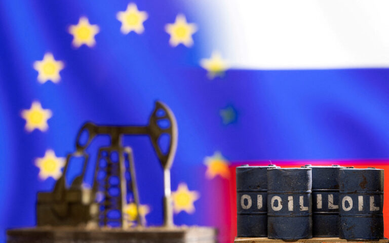 Ρωσία: Προειδοποιεί πως θα διακόψει τις εξαγωγές πετρελαίου σε όσους υιοθετήσουν το πλαφόν