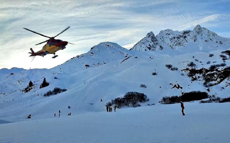 Αυστρία: Περίπου 10 άτομα θάφτηκαν από χιονοστιβάδα