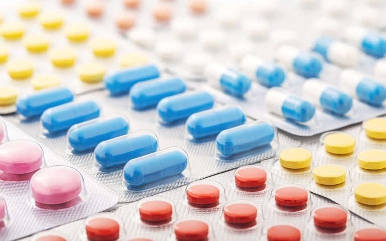 Πλεύρης για ελλείψεις φαρμάκων: Ζητά έλεγχο στα αποθέματα των φαρμακαποθηκών