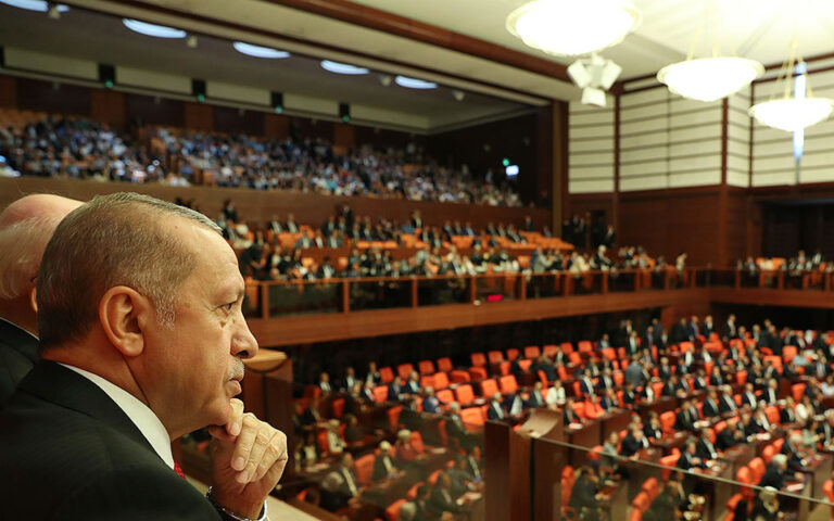 Στο τουρκικό Κοινοβούλιο το μνημόνιο Αγκυρας – Τρίπολης για τους υδρογονάνθρακες