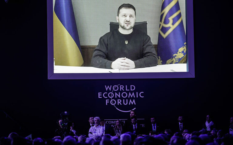 Ζελένσκι: Η Ουκρανία θα διεκδικήσει την Κριμαία