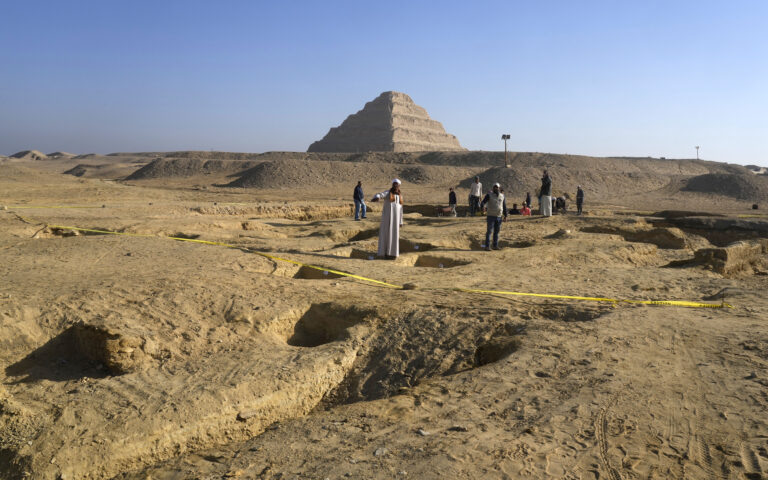 Αίγυπτος: Βρέθηκε μούμια 4.300 ετών καλυμμένη με φύλλα χρυσού