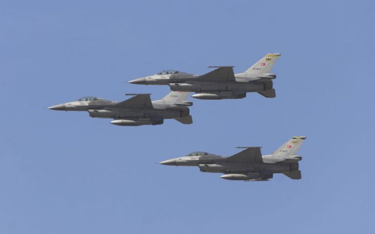 Υπερπτήσεις τουρκικών F-16 πάνω από Οινούσσες, Παναγιά και Χίο