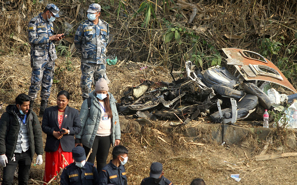 Νεπάλ: Βρέθηκαν τα «μαύρα κουτιά» του αεροσκάφους που συνετρίβη – Στους 68 οι νεκροί (βίντεο)-3