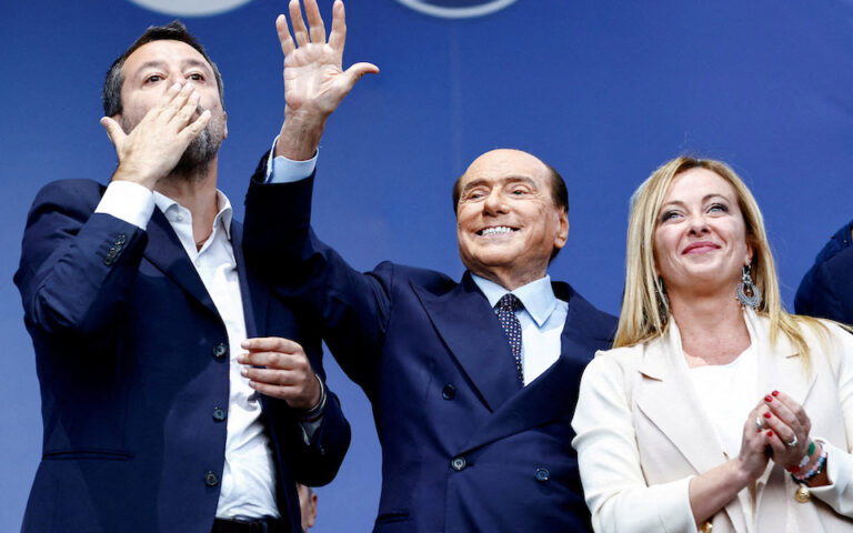 Ιταλία: Άνετη επικράτηση της Δεξιάς στις περιφερειακές εκλογές σε Ρώμη και Μιλάνο