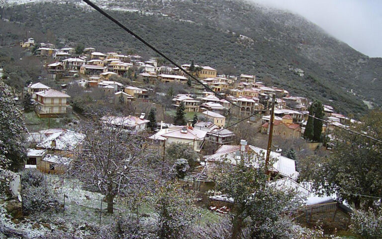 Κακοκαιρία «Μπάρμπαρα»: «Σαρώνει» ο χιονιάς από τη Μακεδονία μέχρι και την Κρήτη