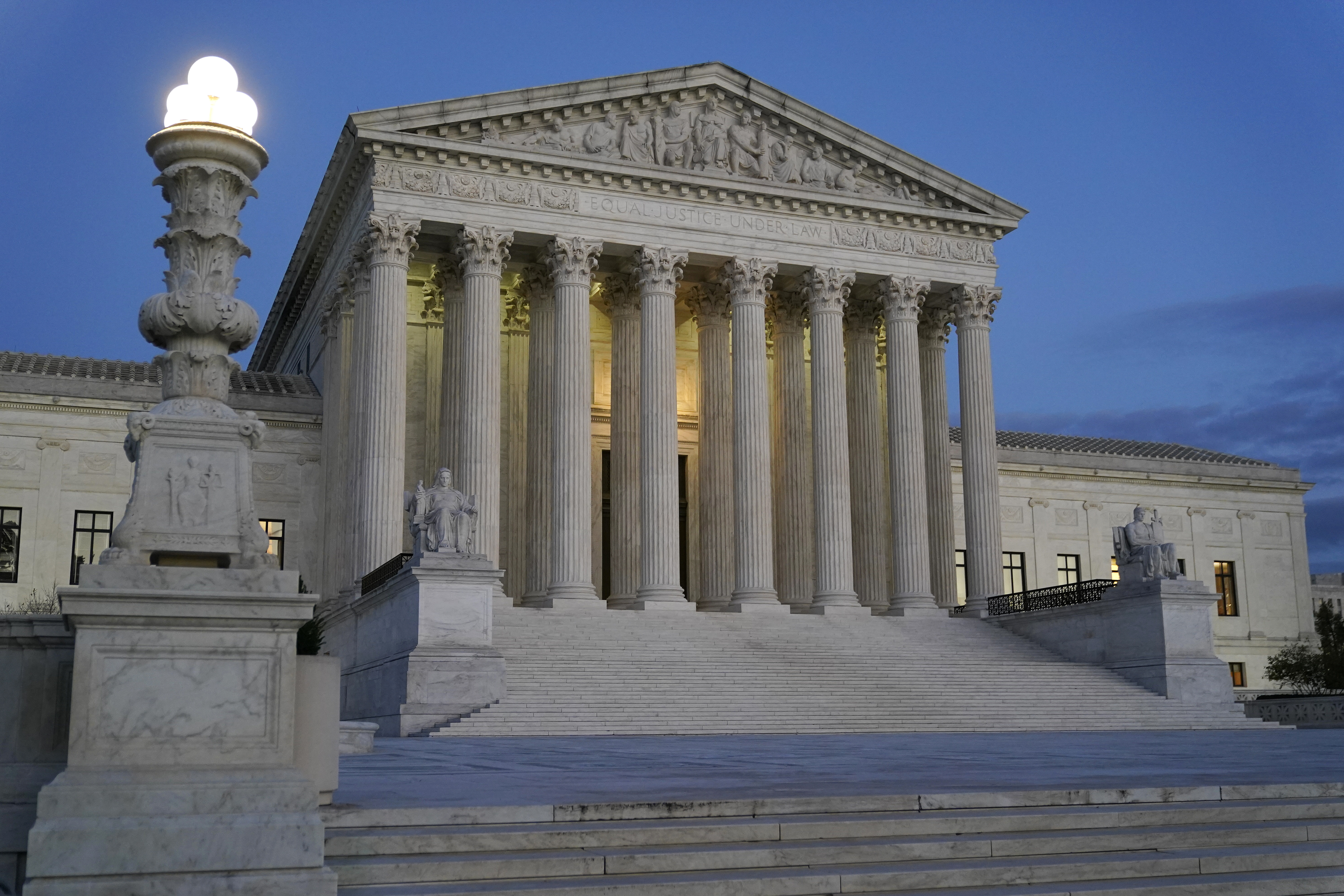 Δύο «μάχες» στο Ανώτατο Δικαστήριο των ΗΠΑ μπορεί να αλλάξουν για πάντα το Διαδίκτυο-1