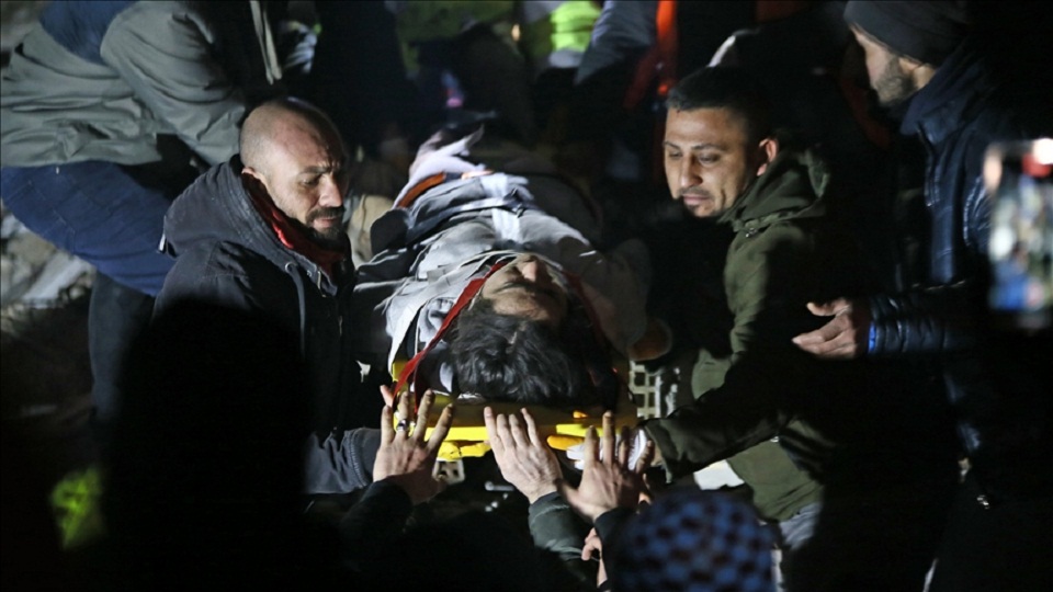Σεισμός σε Τουρκία-Συρία: Μάχη με τον χρόνο – Πάνω από 8.700 οι νεκροί-2