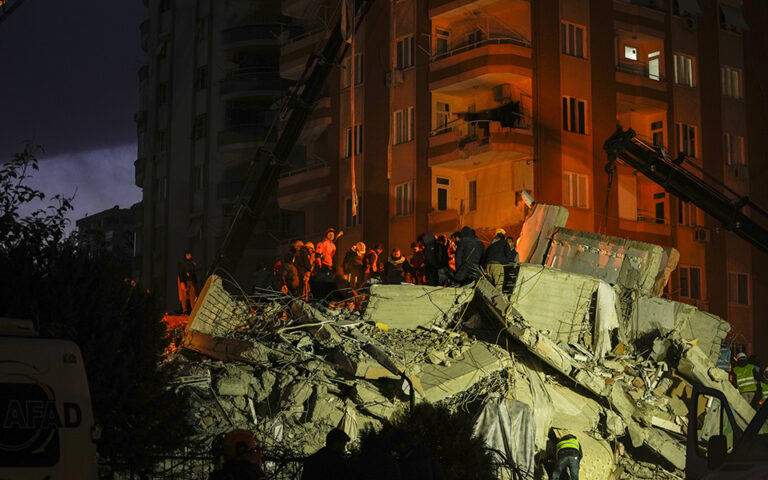 Σεισμός στη Συρία: Ο ΥΠΕΞ Μεκντάντ ζητά βοήθεια από την ΕΕ, παρά τις κυρώσεις