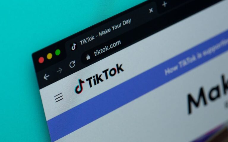 Γιατί όλο και περισσότερες κυβερνήσεις απαγορεύουν το TikTok;