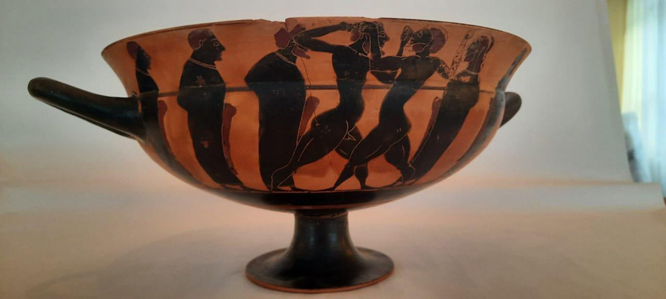 Υπ. Πολιτισμού: Επιστρέφουν στην Ελλάδα από την Ελβετία 15 αρχαία αντικείμενα-1