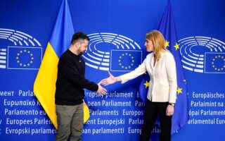 Ε.Ε.: Συνάντηση Μητσοτάκη με Μακρόν και Ζελένσκι – «Στηρίζουμε την ευρωπαϊκή προοπτική της Ουκρανίας»-1