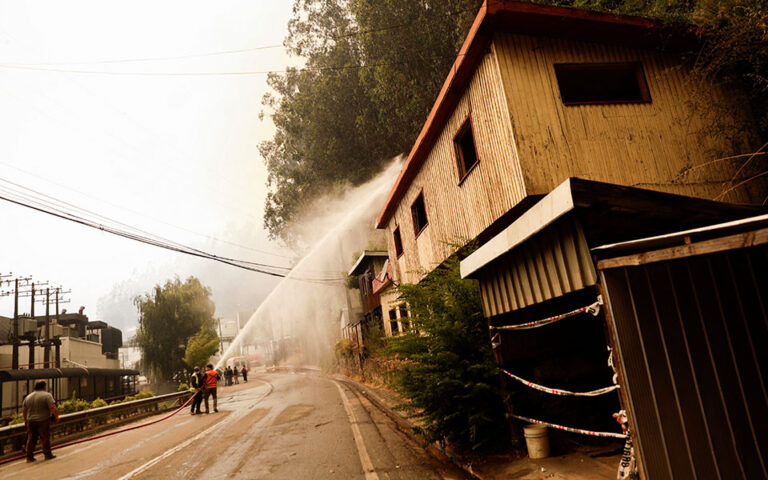 Χιλή: Τέσσερις νεκροί και μεγάλες καταστροφές από δασικές πυρκαγιές