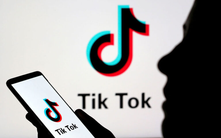 Το Ευρωπαϊκό Κοινοβούλιο καλεί το προσωπικό του να διαγράψει το TikTok