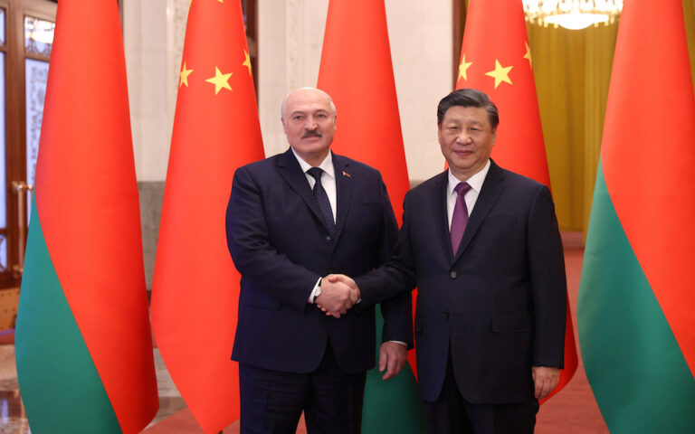 Σι Τζινπίνγκ: Πρόθυμος να συνεργαστεί με τη Λευκορωσία για την προώθηση των διμερών σχέσεων