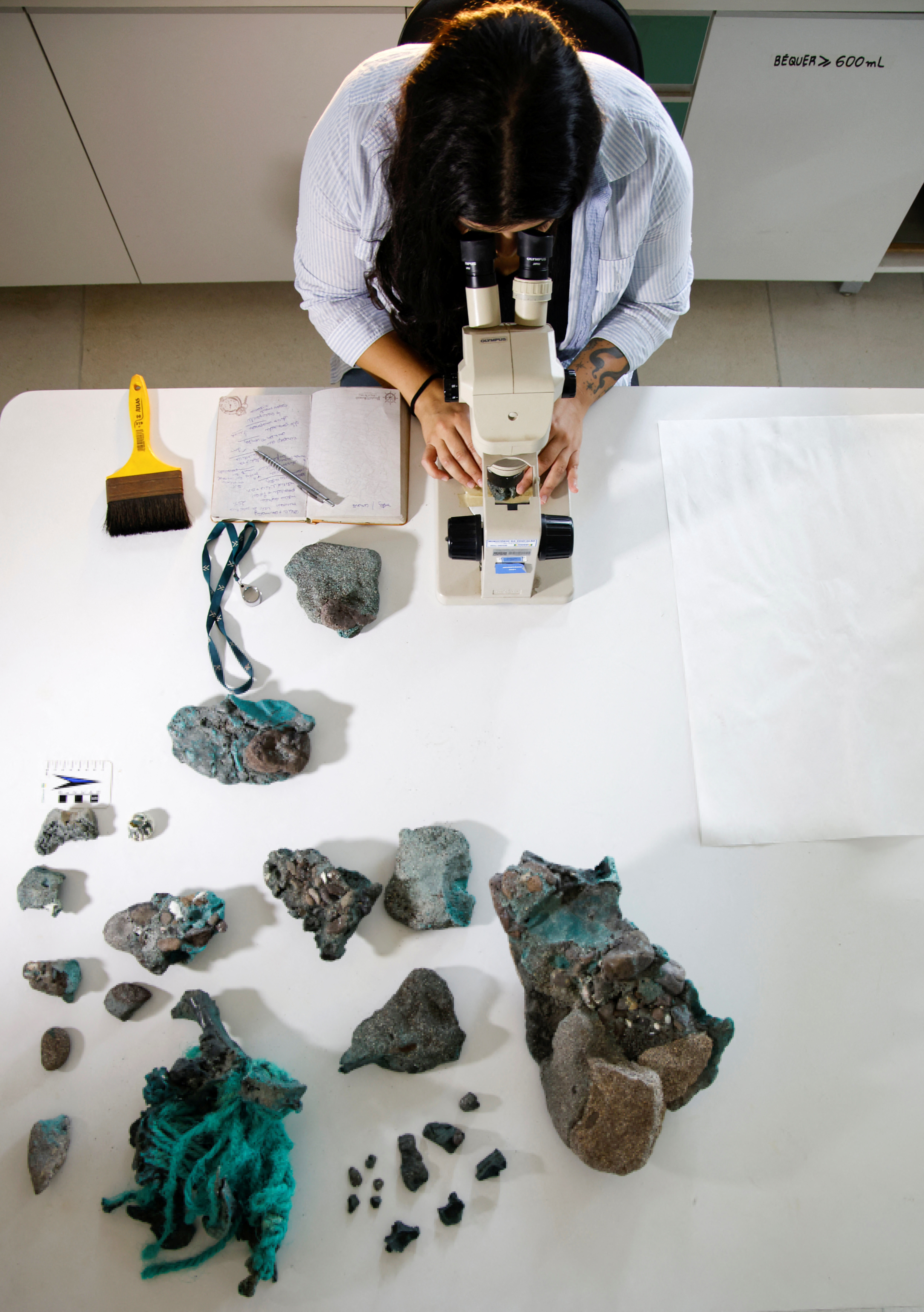 «Πλαστικούς» βράχους εντόπισαν οι επιστήμονες σε νησί της Βραζιλίας-2
