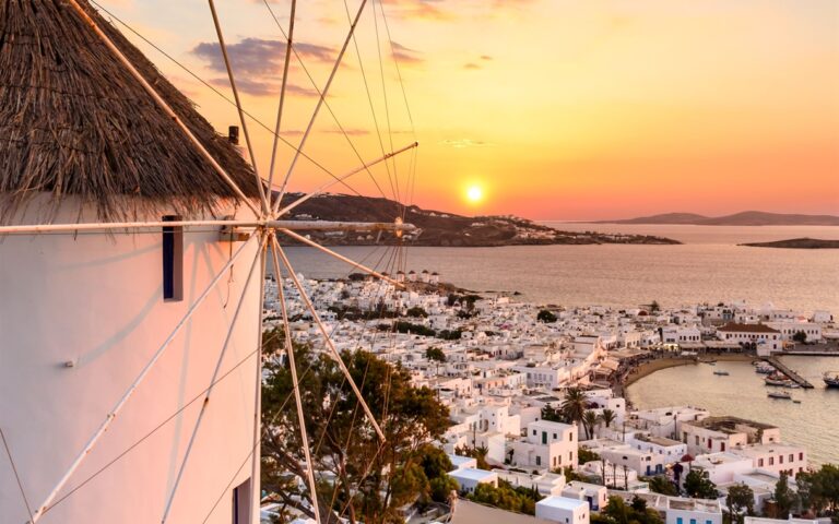 Ενισχύεται το ενδιαφέρον για αγορά πολυτελών κατοικιών στην Ελλάδα