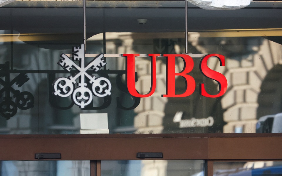 Credit Suisse: Ανήσυχες οι αγορές ακόμη και μετά την εξαγορά από τη UBS-1