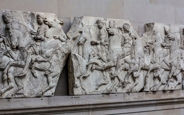 Πρόεδρος Βρετανικού Μουσείου: «Αξίζει τον κόπο να βρούμε λύση για τα Γλυπτά του Παρθενώνα»