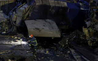 Τραγωδία στα Τέμπη: Στον εισαγγελέα σήμερα ο σταθμάρχης Λάρισας – Παραδέχθηκε το μοιραίο σφάλμα του-2
