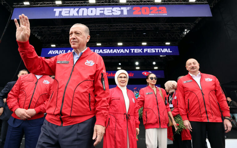 Τουρκία: Πρώτη δημόσια εμφάνιση του προέδρου Ερντογάν μετά την ξαφνική αδιαθεσία