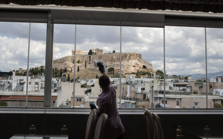 Αθήνα, μια πόλη φιλική μόνο για τουρίστες;
