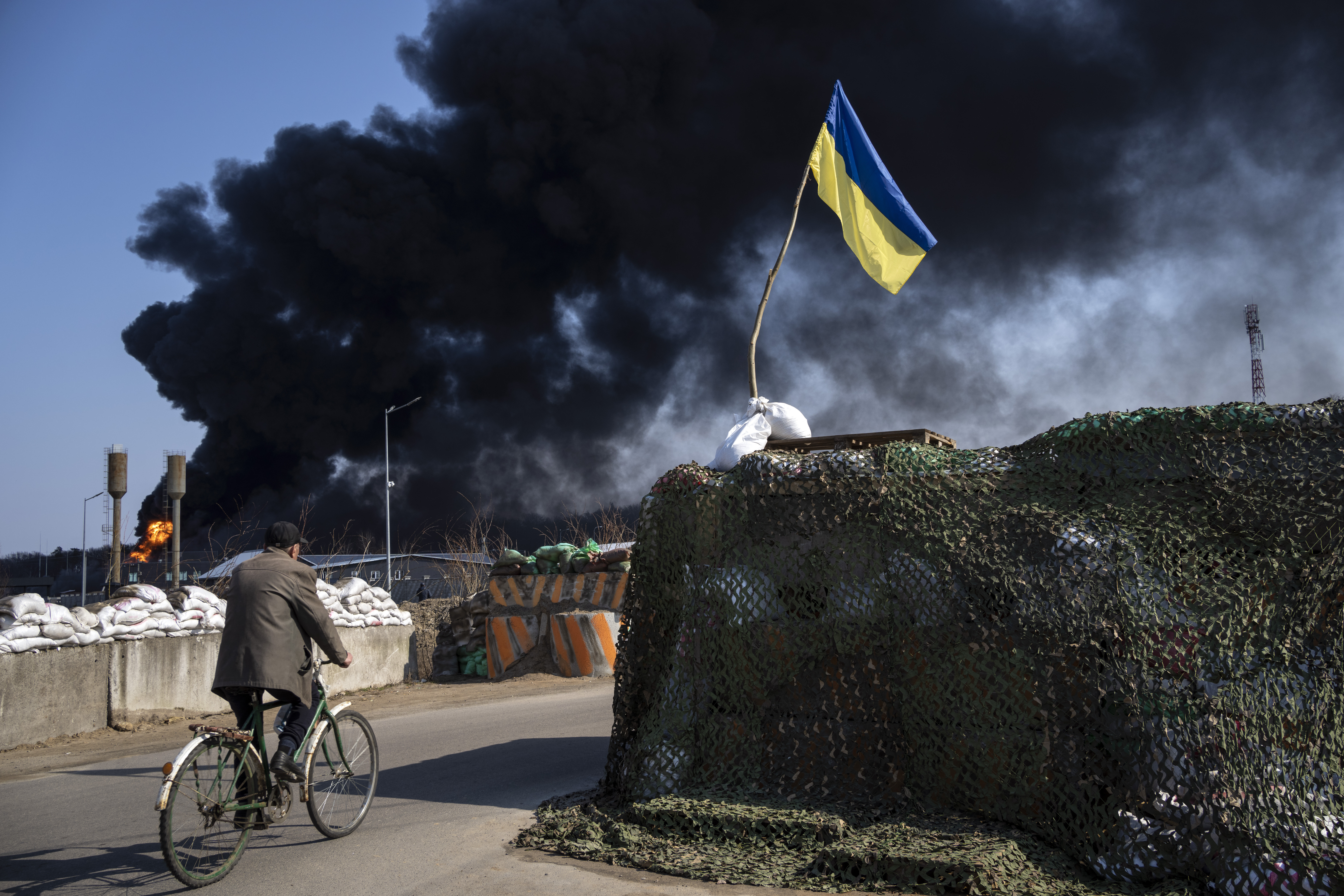 Ουκρανία: «Πόλεμος δι’ αντιπροσώπων» των ΗΠΑ με τη Ρωσία;-3