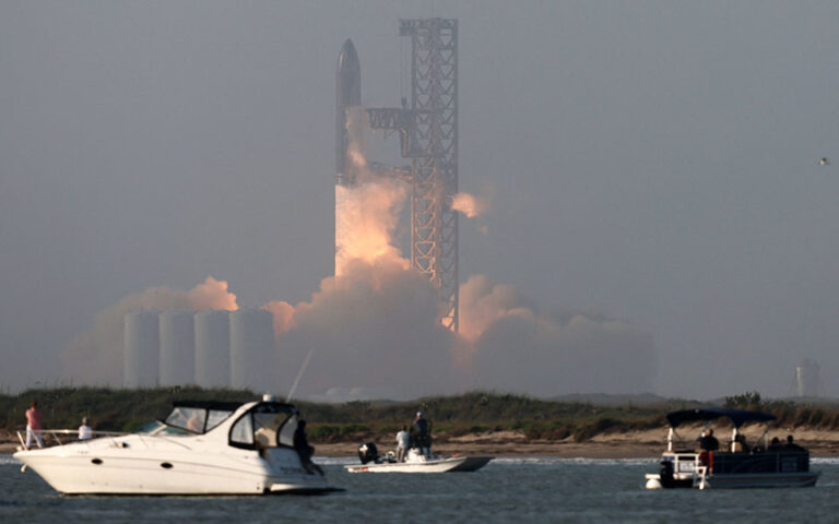 Ελον Μασκ: Γιατι θεωρεί την έκρηξη του Starship της SpaceX ως μια «επιτυχή αποτυχία»
