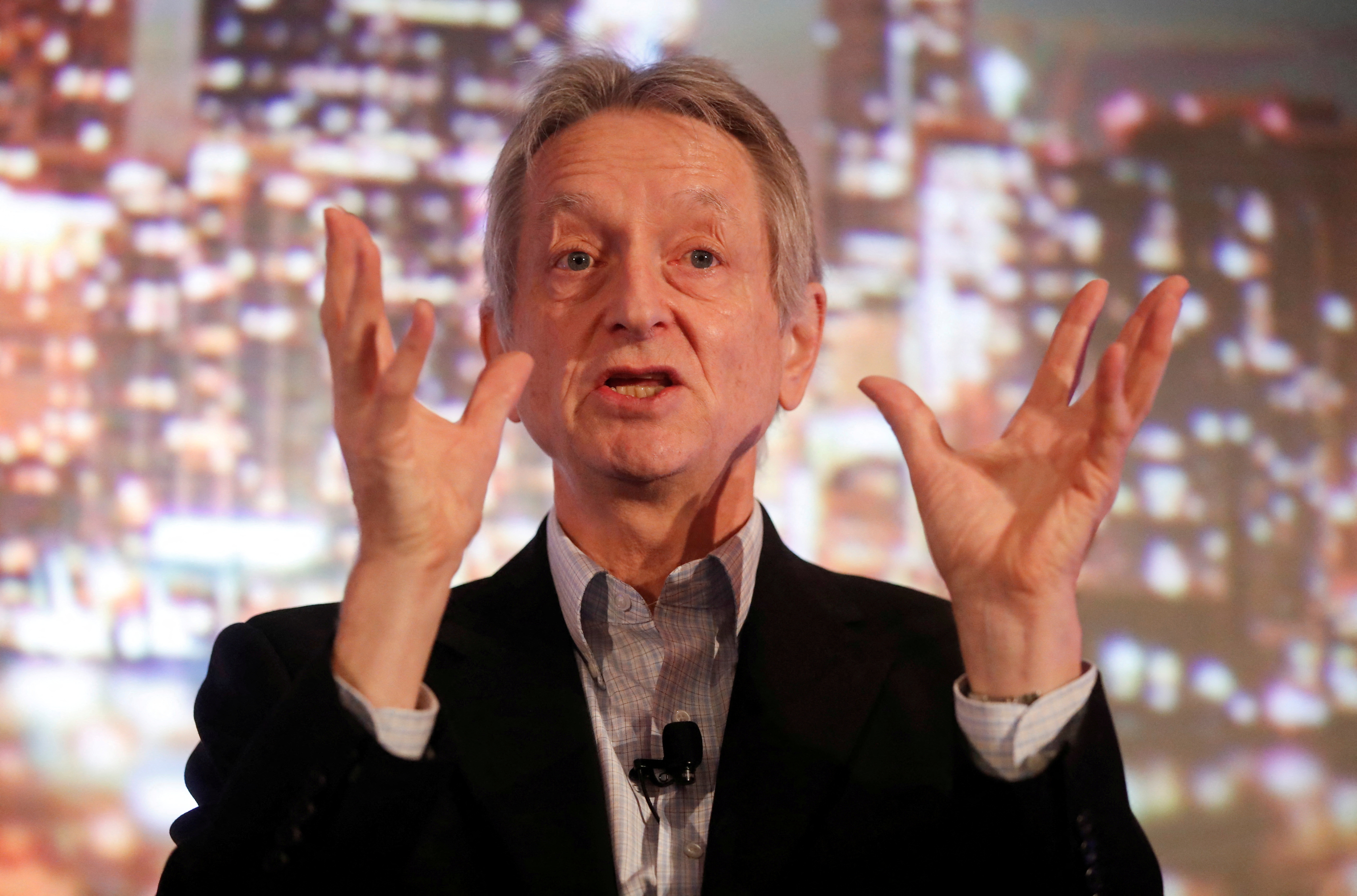 Geoffrey Hinton: The journey of the 'godfather of AI' who regretted his life's work-1