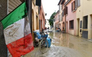 Italia: 2 miliardi di euro in aiuti di emergenza per le zone colpite dall'alluvione-2