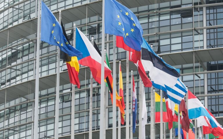 Σημάδια αισθητής υποχώρησης των πληθωριστικών πιέσεων στην Ευρωζώνη