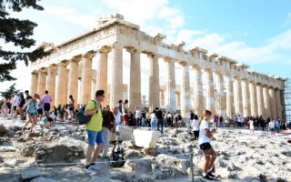 Οι Κυκλάδες, εξωτικός προορισμός για Ελληνες-4