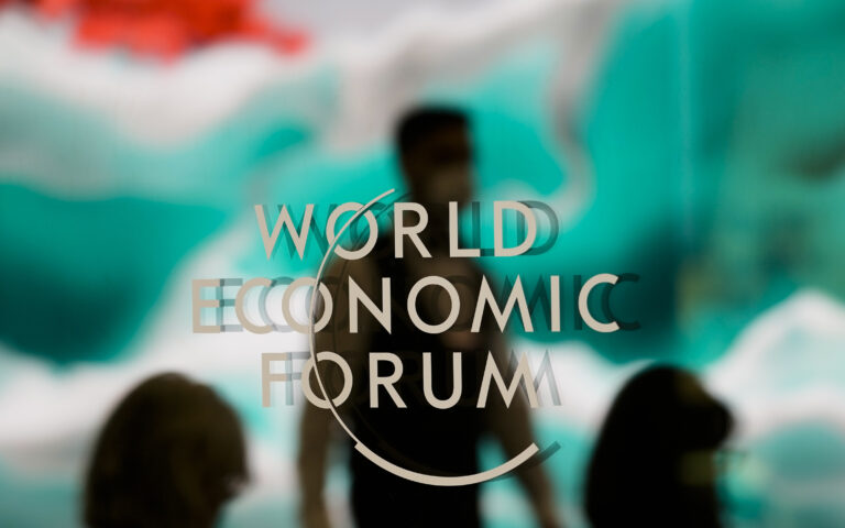 Παγκόσμιο Οικονομικό Φόρουμ: Eκατομμύρια θέσεις εργασίας θα χαθούν, τα επαγγέλματα που κινδυνεύουν
