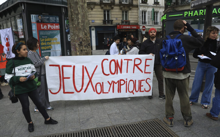 Το κίνημα των «αντιεθελοντών» που θέλει να σαμποτάρει τους Ολυμπιακούς Αγώνες στο Παρίσι
