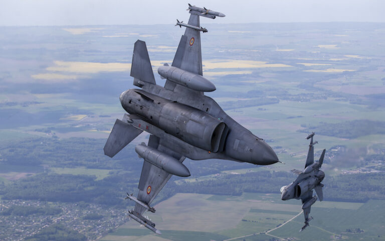 Κίεβο: Διαμηνύει ότι με 48 F-16 θα μπορέσει να απελευθερώσει την Ουκρανία