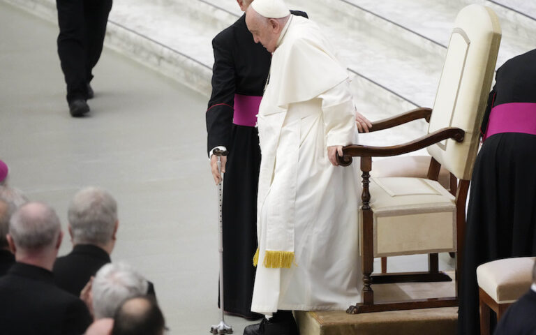 Πάπας Φραγκίσκος: Ανησυχίες για την κατάσταση της υγείας του