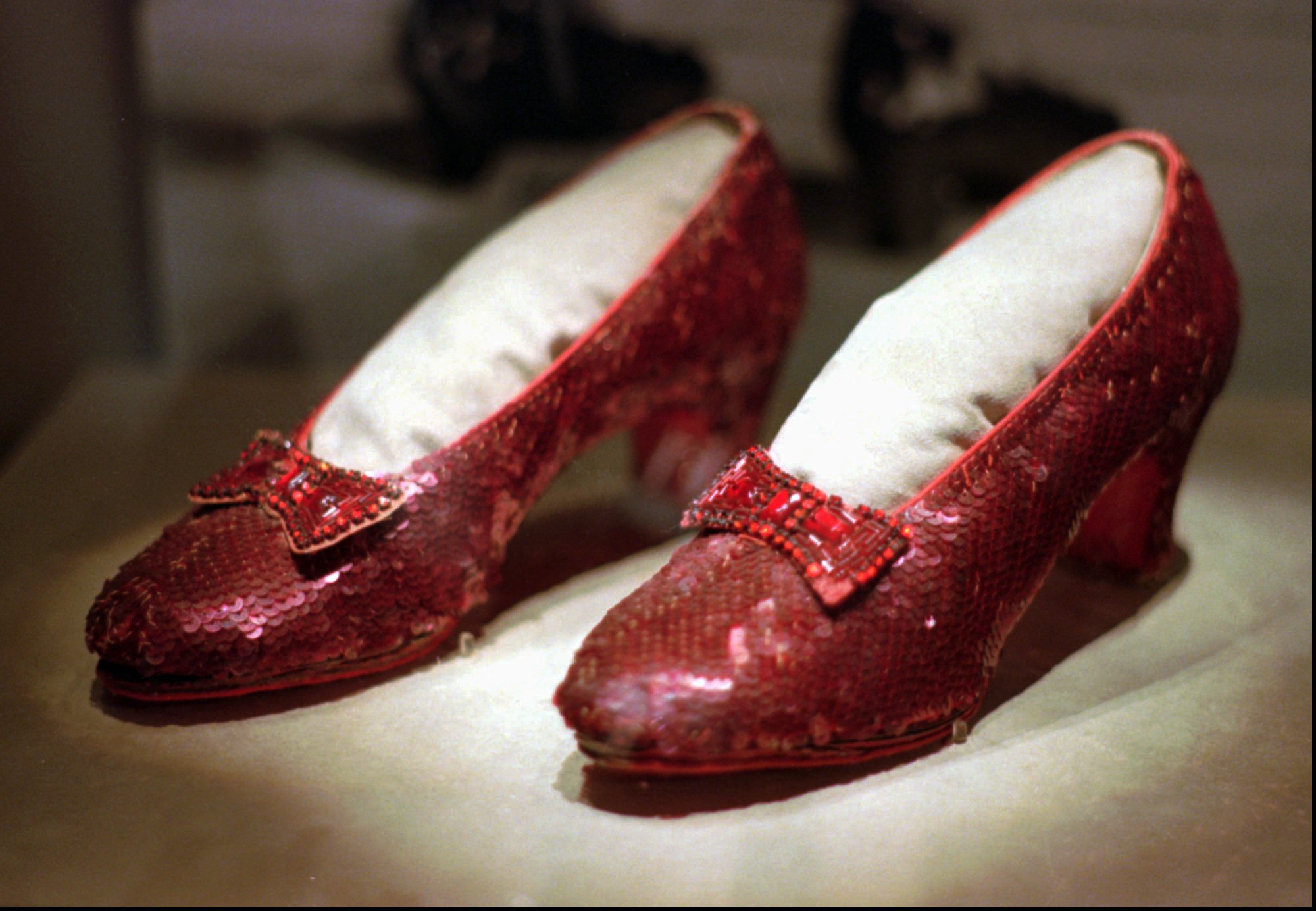 ΗΠΑ: Ένας κατηγορούμενος για την κλοπή των παπουτσιών της Τζούντι Γκάρλαντ ως «Ντόροθι», στον «Μάγο του Οζ»