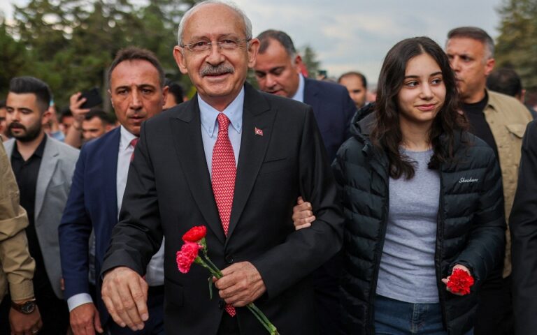 Εκλογές στην Τουρκία: Στήριξη σε Κιλιτσντάρογλου από τον εθνικιστή ηγέτη της τέταρτης σε ψήφους συμμαχίας