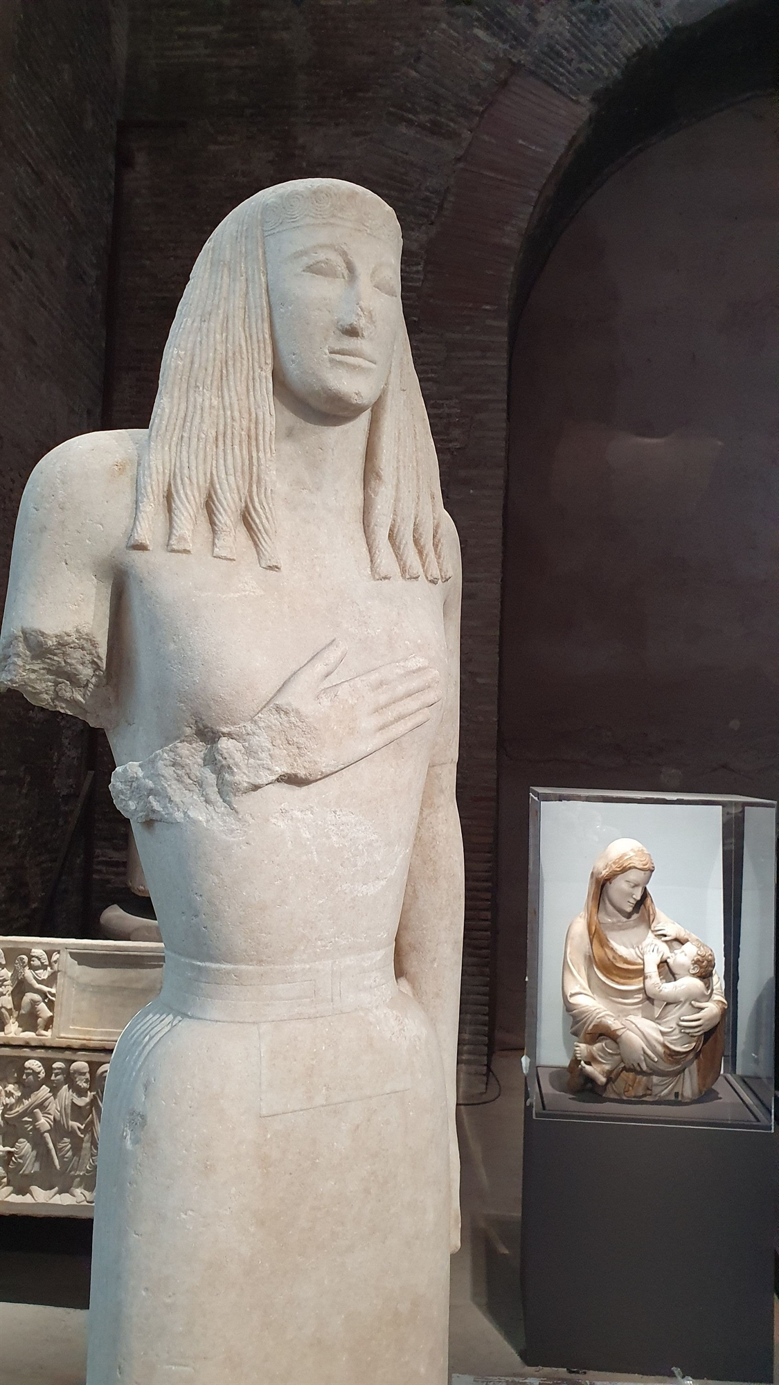Η κόρη της Θήρας στη Ρώμη: Καλλονή 2.700 ετών με αιώνιο σφρίγος-2