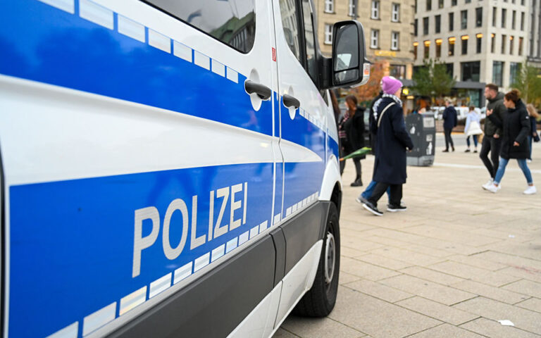Γερμανία: Επτά συλλήψεις φερόμενων υποστηρικτών της οργάνωσης «Ισλαμικό Κράτος»