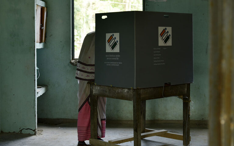 Ινδία: Υποψήφια νίκησε σε τοπικές εκλογές… μετά θάνατον