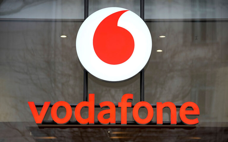 Vodafone: Αλλαγές και 11.000 απολύσεις στον όμιλο – Τι ισχύει για την Ελλάδα