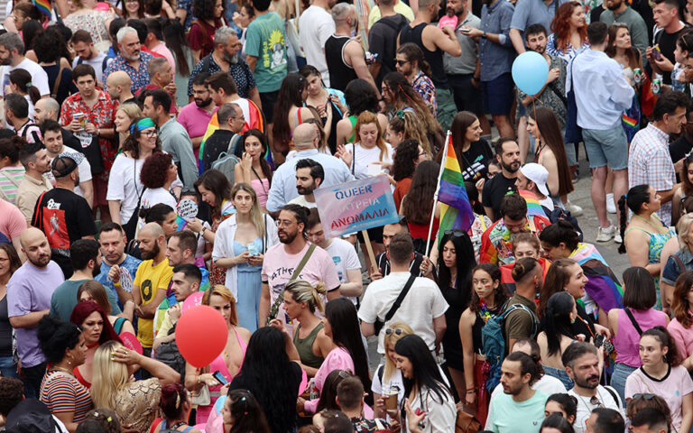 Athens Pride: Ένα πολύχρωμο τόξο διεκδίκησης – «Η ελευθερία δεν μπαίνει σε καλούπια»