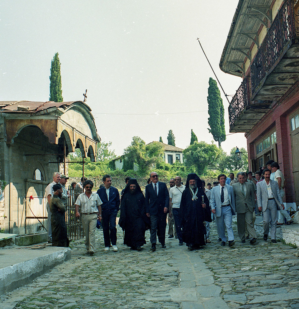 Η οικογένεια Μητσοτάκη στο Αγιο Ορος το 1986: Το φωτογραφικό άλμπουμ μίας επίσκεψης-3