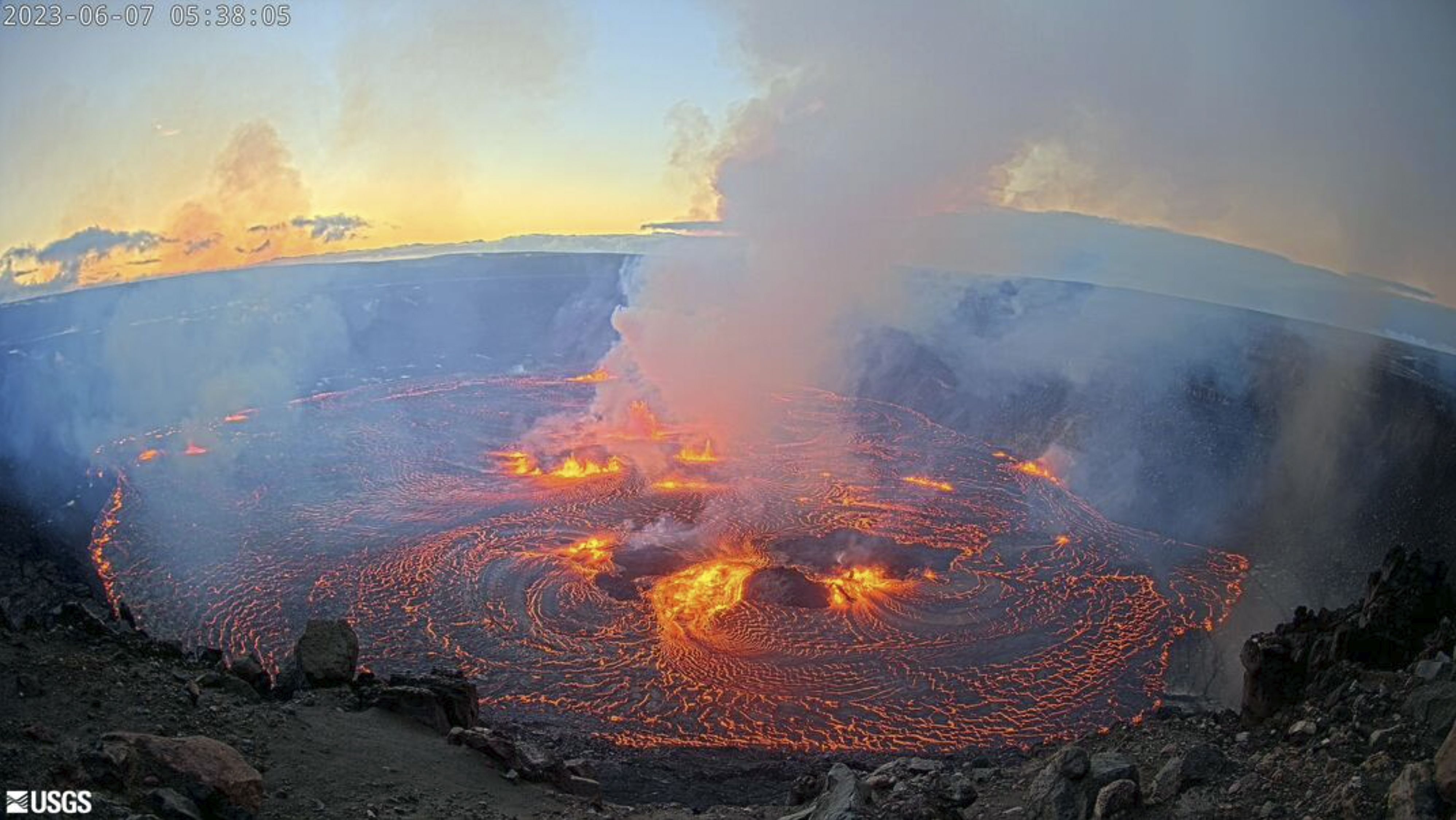 Xαβάη: Εξερράγη το ηφαίστειο Κιλαουέα (εικόνες)-1